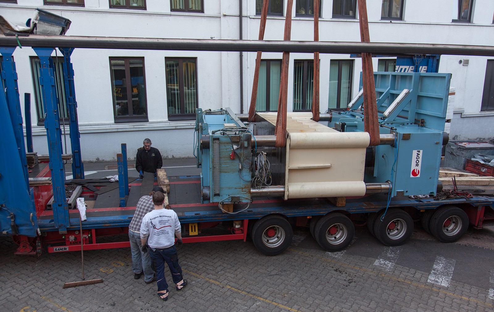 Donnerstag, 9. April 2015
