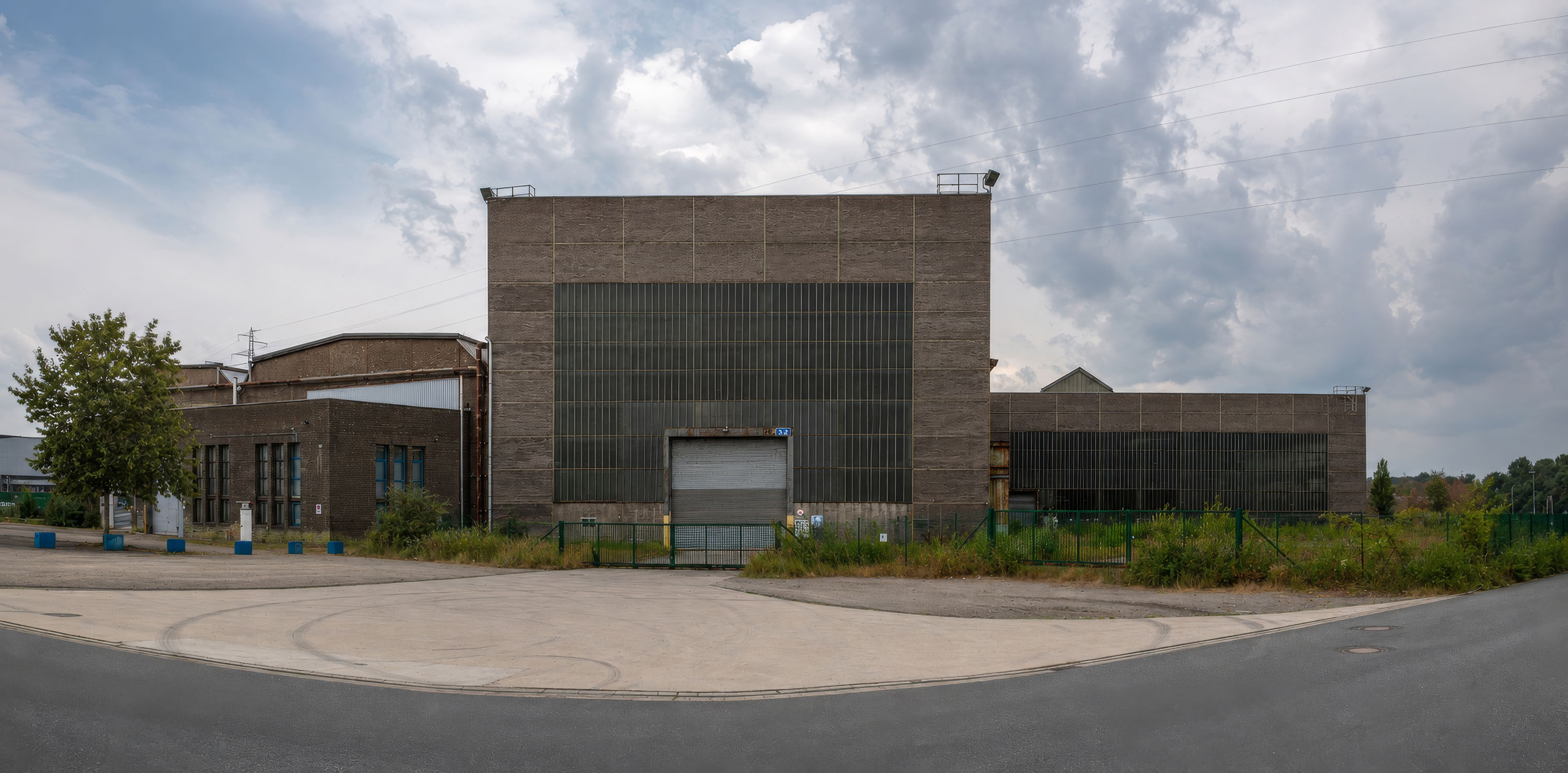 Außenansicht 6 des neuen Hallenkomplexes an der Schmiedestraße 1 in Hattingen